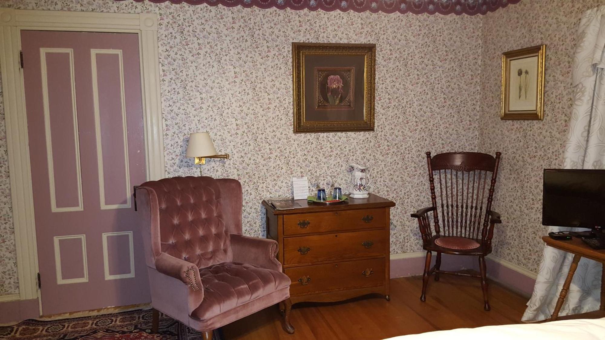 Holidae House Bed & Breakfast Bethel Exterior photo